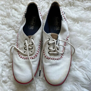 Keds White and Red Sneakers baseball - New York Yankees
